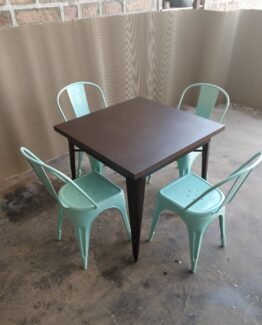 Restourant table