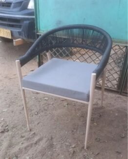 Outdoor rope chair
